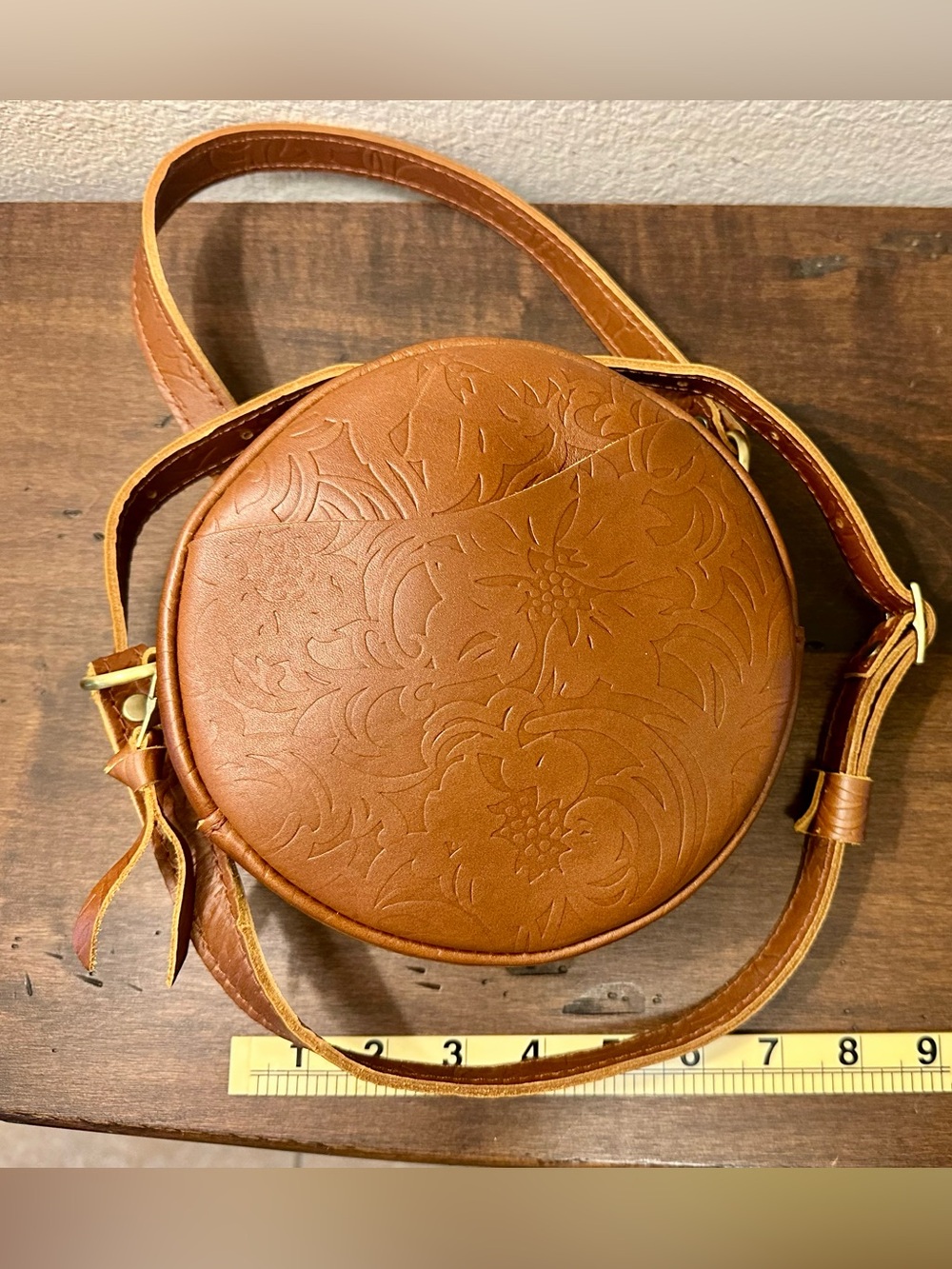 OG Portland Leather Small Circle Crossbody in Meadow